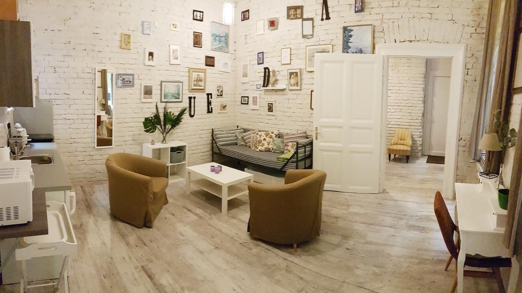 Bpr Wolf Apartment With Terrace Βουδαπέστη Εξωτερικό φωτογραφία